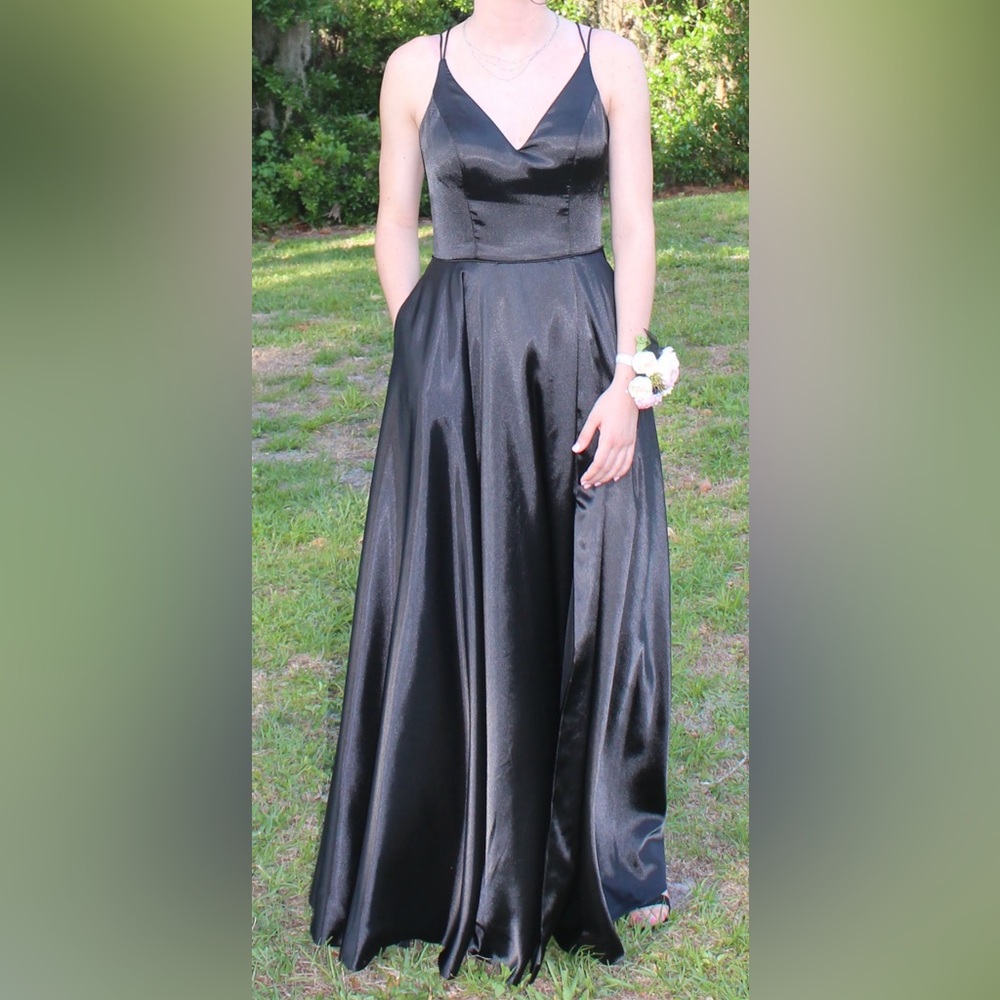 Sherri Hill- Black Prom Dress Size 4! - Picture 5 of 5